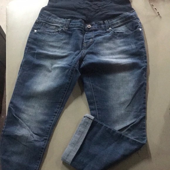 Full panel maternity capris - Picture 1 of 4